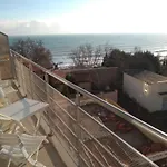 Sunny House *