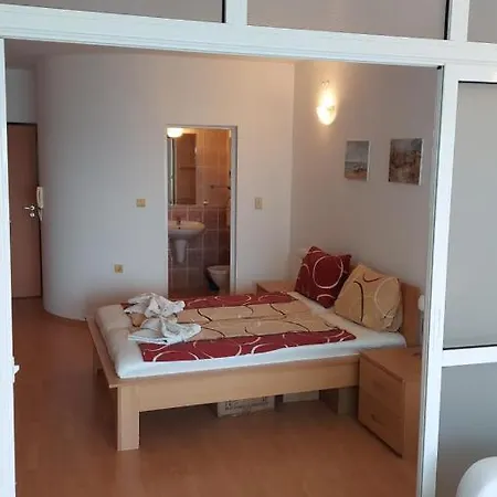 Sunny House *