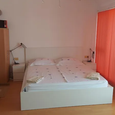 Sunny House * ביאלה